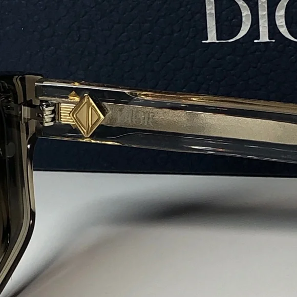Dior CD Diamond M1U 40134U-L Men’s Mask Shield Sunglass Transparent Taupe Brown